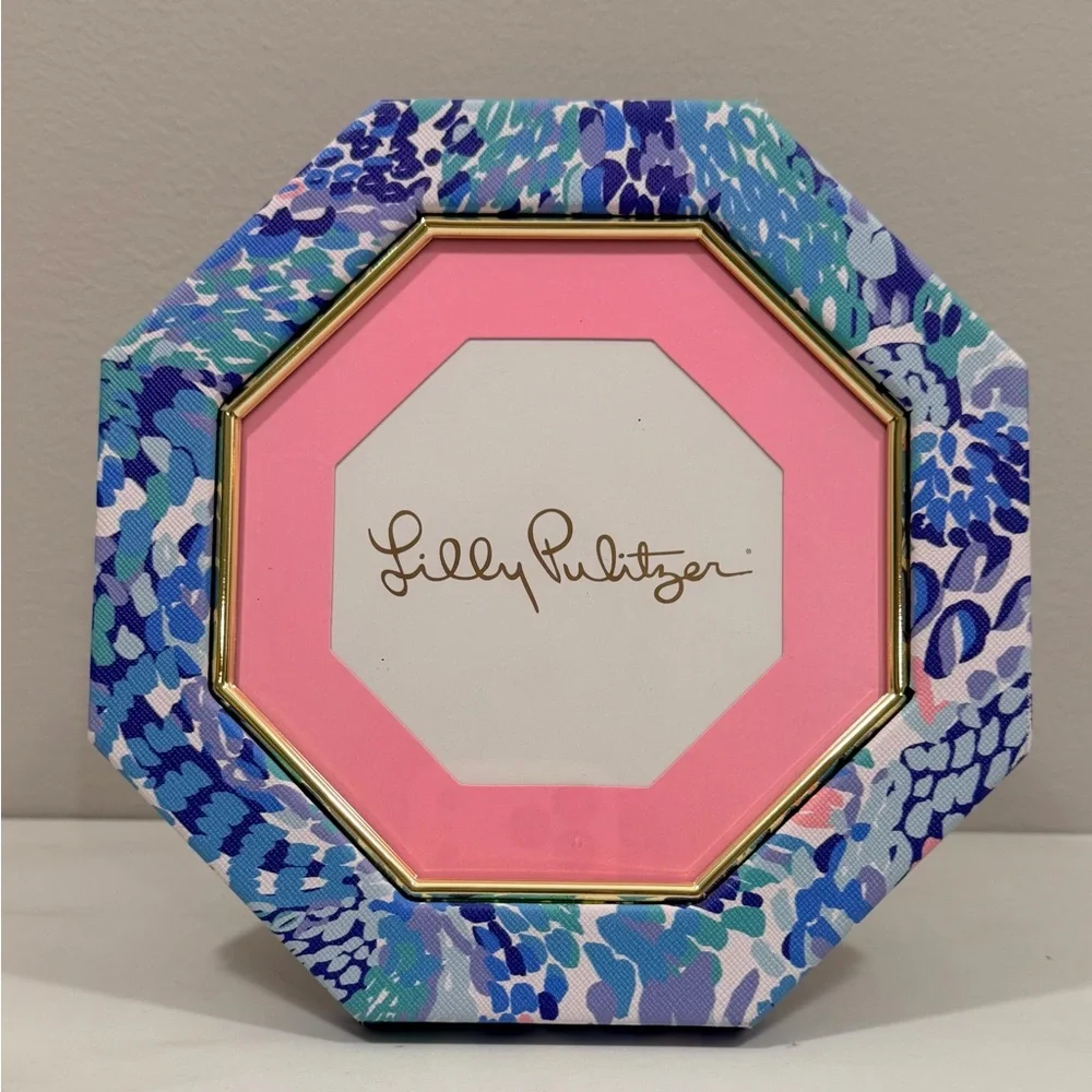 Lilly Pulitzer Octagon Photo Frame “Wave After Wave” 000428 7” Turquoise Oasis